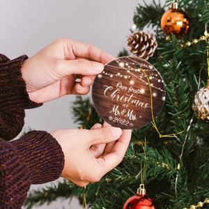 Awọn ohun ọṣọ Igi Keresimesi adiye Awọn ẹya ẹrọ Ohun ọṣọ Newlywed Christmas Bauble